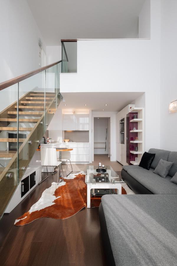 Apartment Skau Eurovea Duplex Danube Exclusive View Free Parking Pressburg